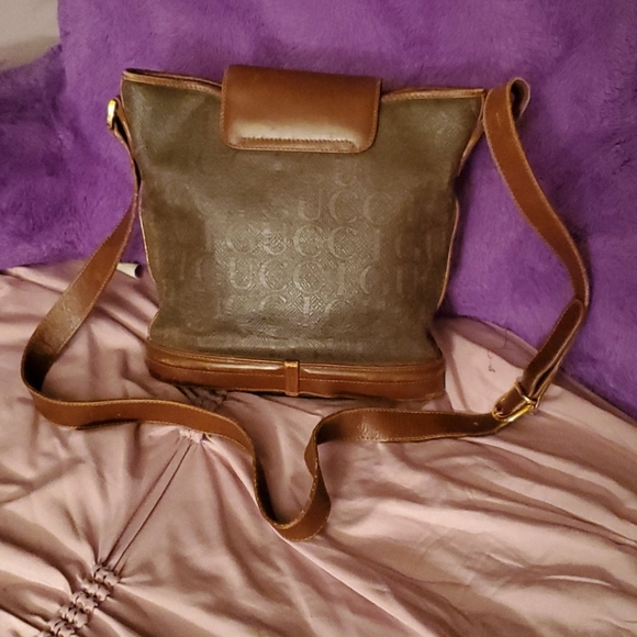 GUCCI Vintage Brown Crossbody Monogram - Picture 2 of 6